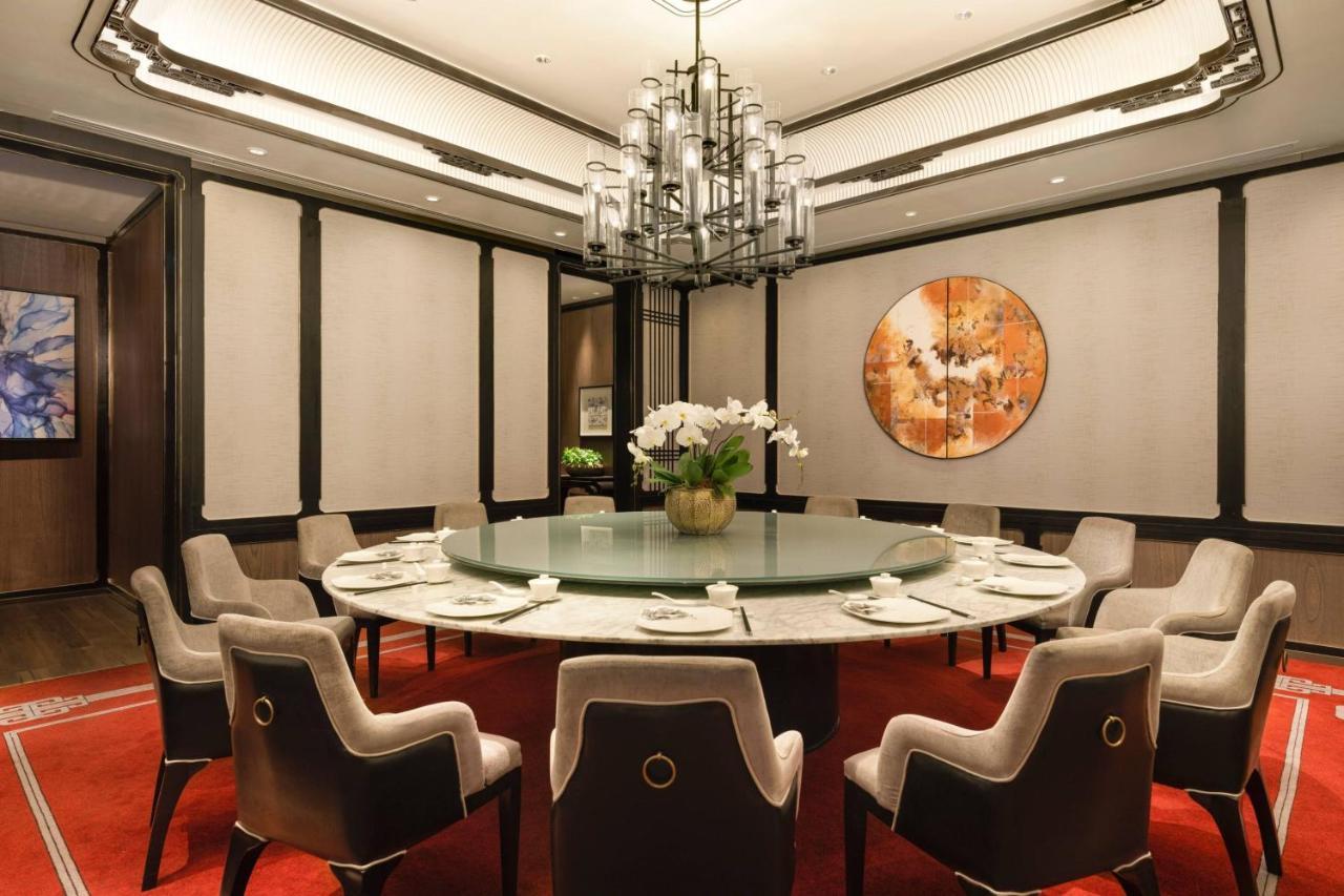 Mabalacat Clark Marriott Hotel מראה חיצוני תמונה