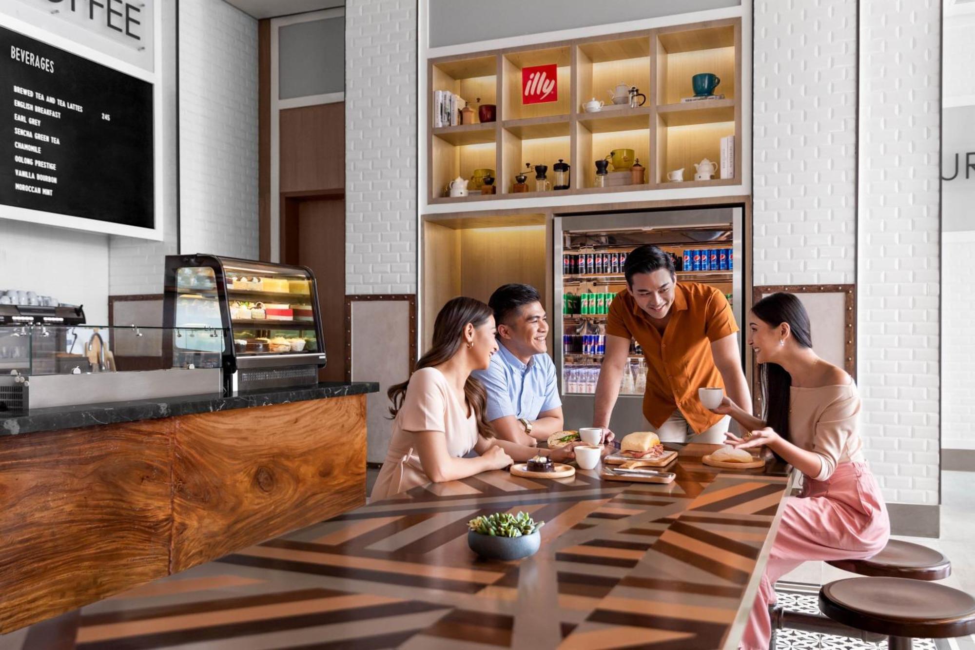 Mabalacat Clark Marriott Hotel מראה חיצוני תמונה