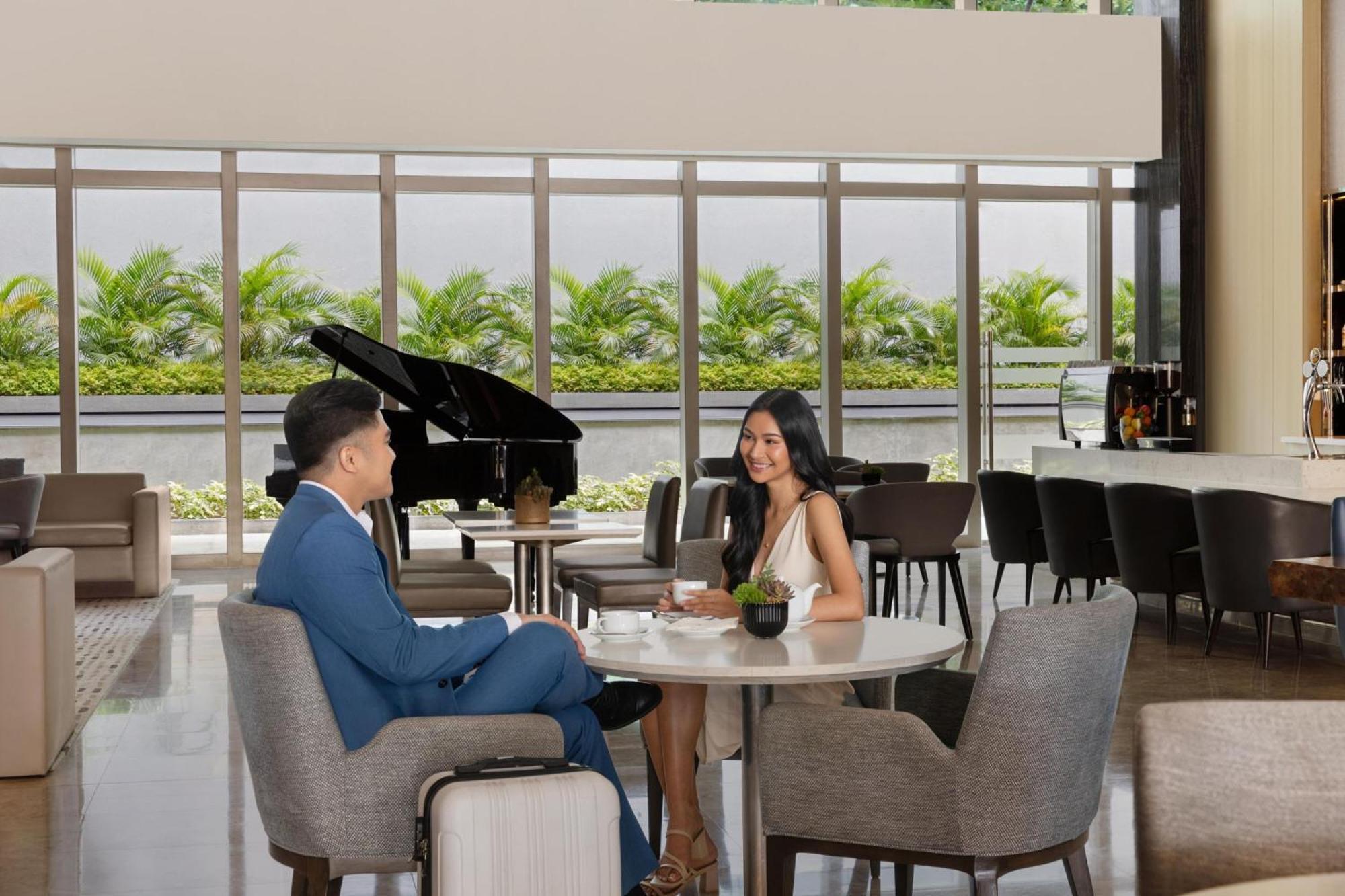 Mabalacat Clark Marriott Hotel מראה חיצוני תמונה