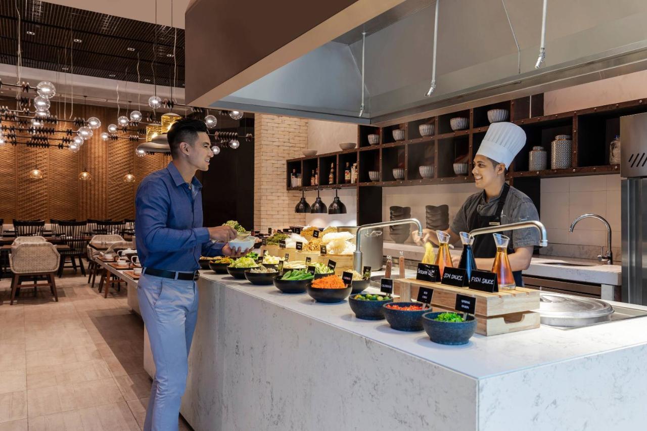 Mabalacat Clark Marriott Hotel מראה חיצוני תמונה